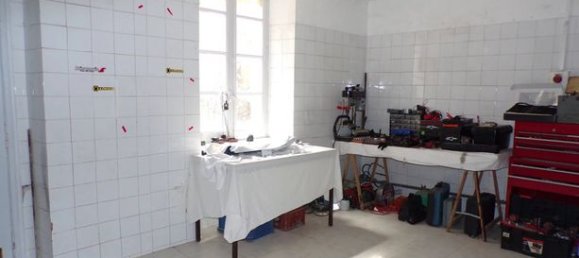 3 bedrooms House in Occitanie, France No. 309740 12