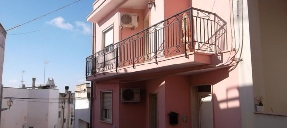 5 rooms House in Matino, Italy No. 86876 3