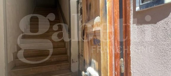 Квартира с 4 комнатами в Ористано, Италия № 37726 5