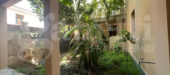 Квартира с 4 комнатами в Ористано, Италия № 37726 4