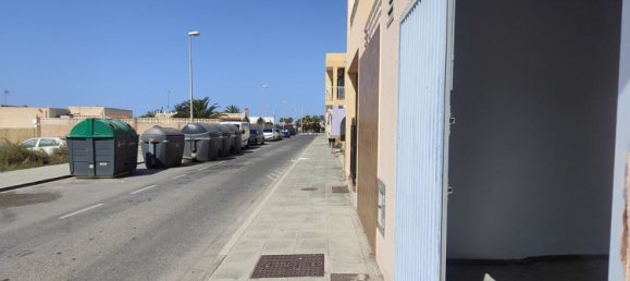 101m² Commercial property in Retamar, Spain No. 161294 14