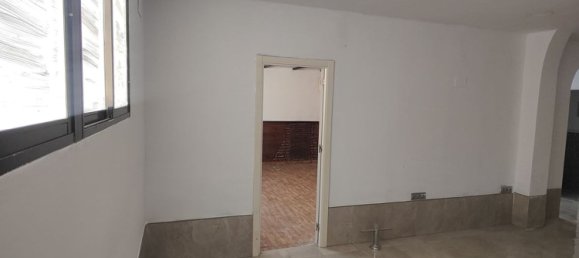 101m² Commercial property in Retamar, Spain No. 161294 7