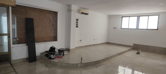 101m² Commercial property in Retamar, Spain No. 161294 17