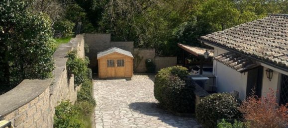 5 rooms Villa in Campagnano di Roma, Italy No. 270671 7