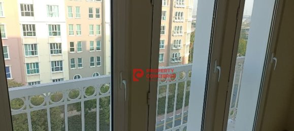 Studio in Discovery Gardens, UAE No. 42512 10