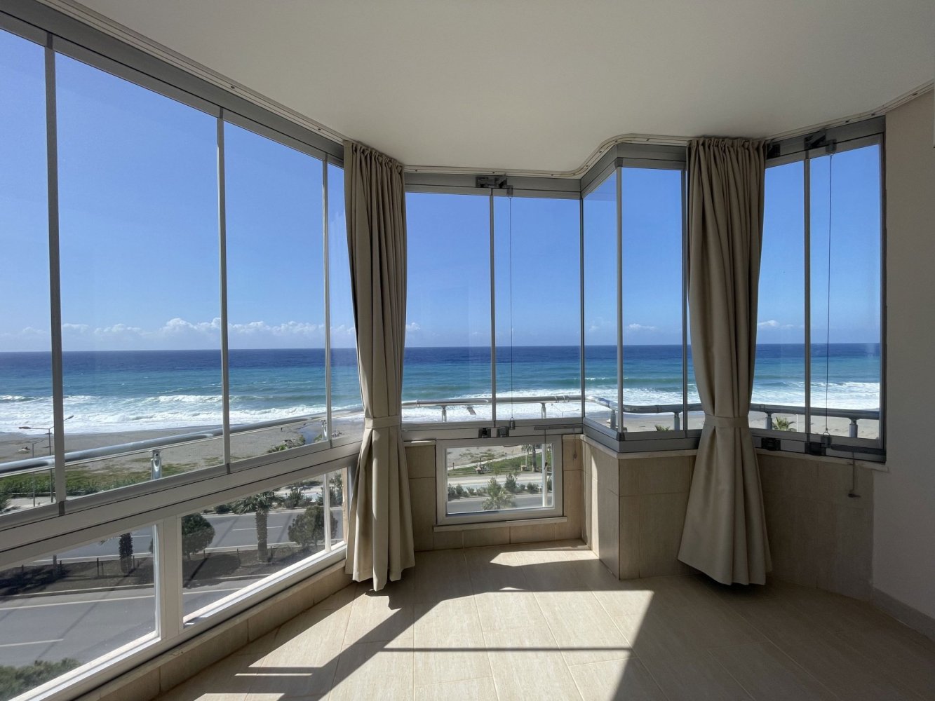 Apartamento 2+1 em Mahmutlar, Turkey N.º 50386