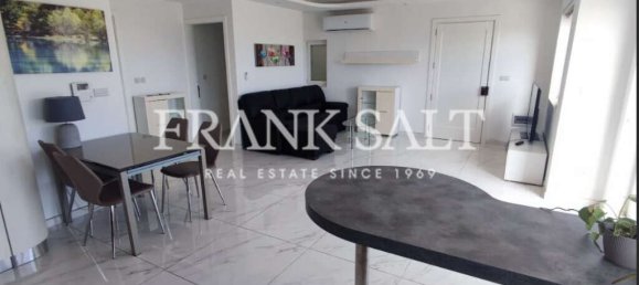 2 bedrooms Penthouse in Mgarr, Malta No. 10772 9