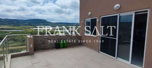 2 bedrooms Penthouse in Mgarr, Malta No. 10772 3