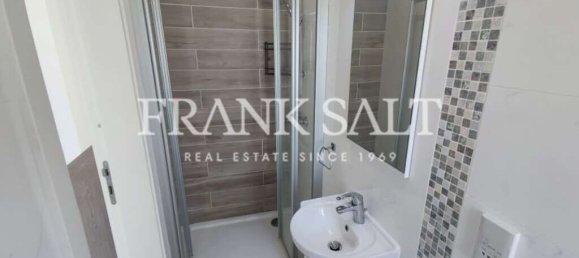 2 bedrooms Penthouse in Mgarr, Malta No. 10772 16