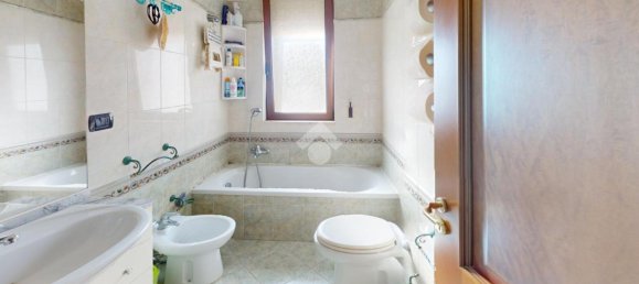 Casa de 3 divisões em Brindisi, Italy N.º 75481 16