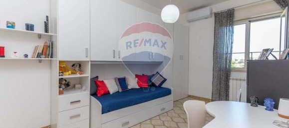 Квартира с 4 комнатами в Кальтаджироне, Италия № 172224 21