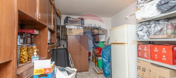 Квартира с 4 комнатами в Кальтаджироне, Италия № 172224 25