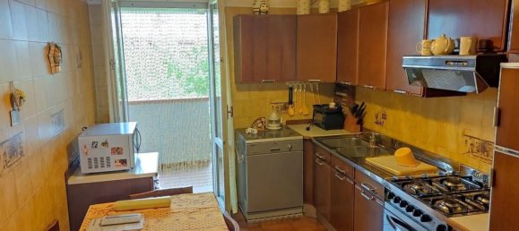 5غرفة شقة في Carrara, Italy رقم 47584 24