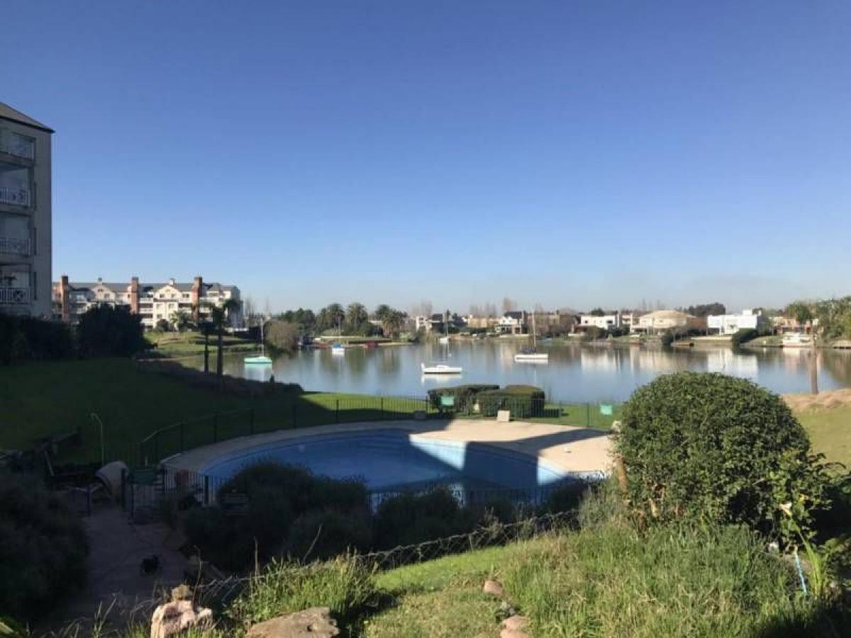 2 bedrooms Apartment in Tigre, Argentina No. 64415