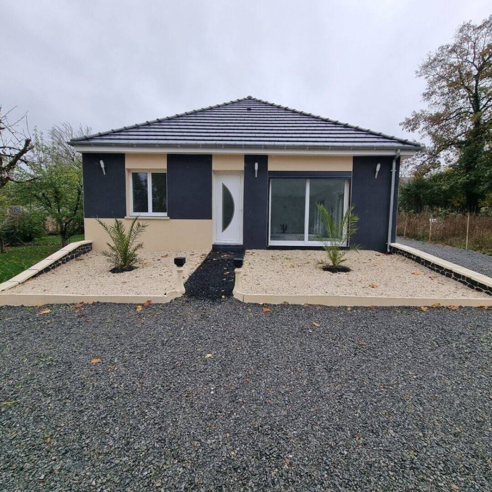 Casa de 3 dormitorios en Jouet-sur-l'Aubois, France No. 88475