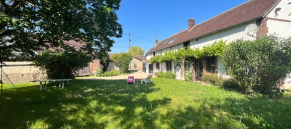 Casa de 4 dormitorios en Mezieres-en-Drouais, France No. 153563 9
