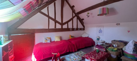 Casa de 4 dormitorios en Mezieres-en-Drouais, France No. 153563 5