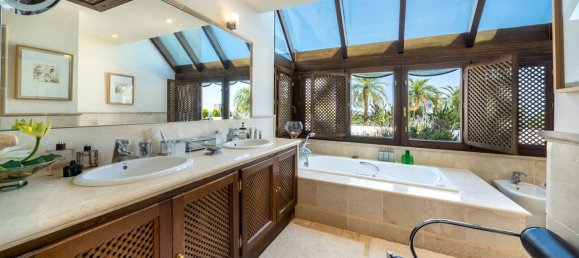 3 bedrooms Penthouse in Marbella, Spain No. 137548 13