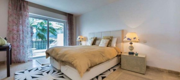 3 bedrooms Penthouse in Marbella, Spain No. 137548 14