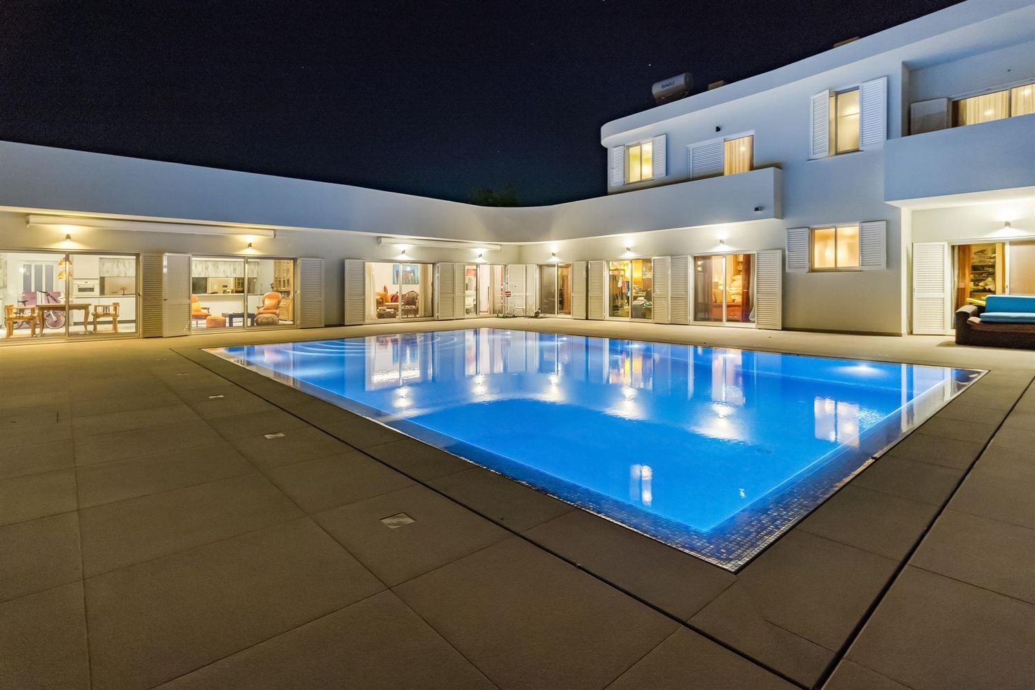 5 bedrooms House in Loule, Portugal No. 151885