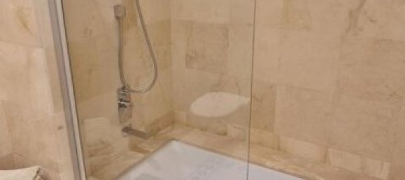 3 bedrooms Apartment in Limassol, Cyprus No. 12387 9