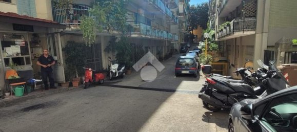 5 bedrooms Penthouse in Naples, Italy No. 327447 13