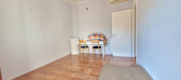 5 bedrooms Penthouse in Naples, Italy No. 327447 40