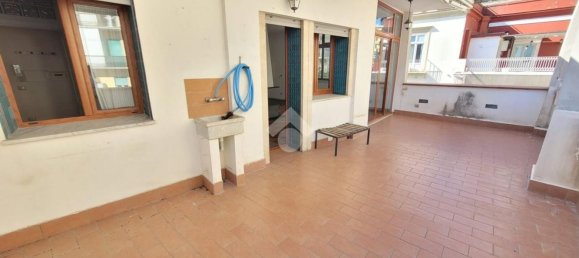 5 bedrooms Penthouse in Naples, Italy No. 327447 29