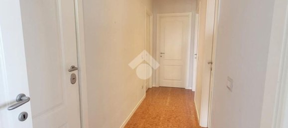 5 bedrooms Penthouse in Naples, Italy No. 327447 32