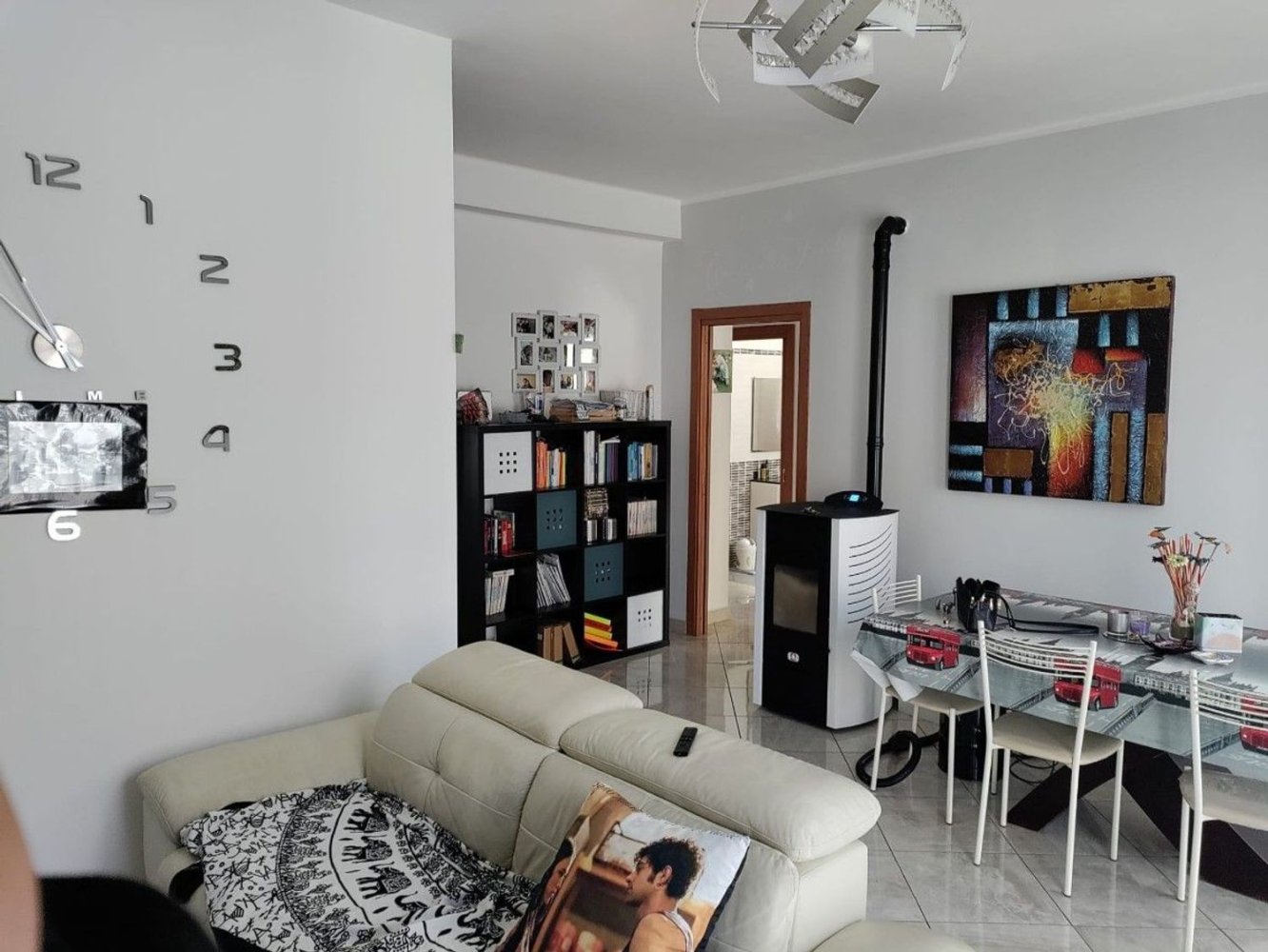 Apartamento de 4 habitaciónes en Reggio Emilia, Italy No. 7418