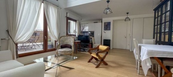 3 bedrooms Duplex in Eaubonne, France No. 359085 2