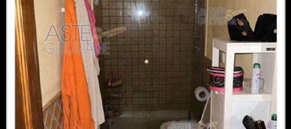 6 rooms Apartment in San Giuliano Terme, Italy No. 199543 12