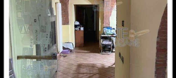 6 rooms Apartment in San Giuliano Terme, Italy No. 199543 11