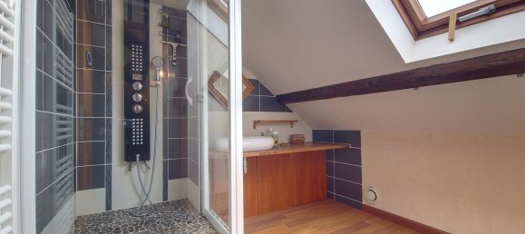 Casa de 3 dormitorios en Champdotre, France No. 200472 8