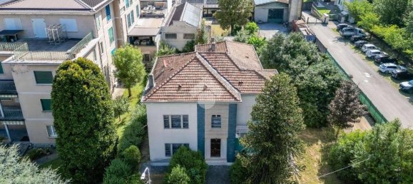 5 chambres Villa à Oggiono, Italy No. 162322 3