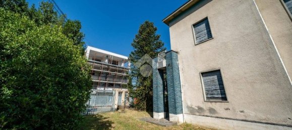 5 chambres Villa à Oggiono, Italy No. 162322 25