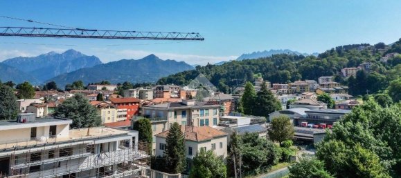 5 chambres Villa à Oggiono, Italy No. 162322 42