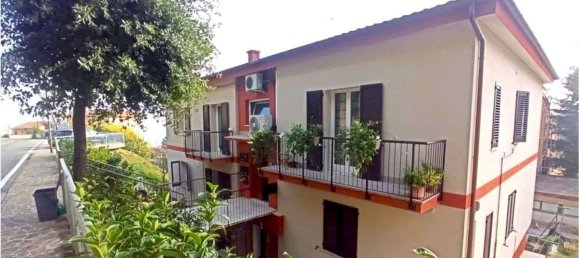 Apartamento de 5 habitaciónes en Offagna, Italy No. 94325 3