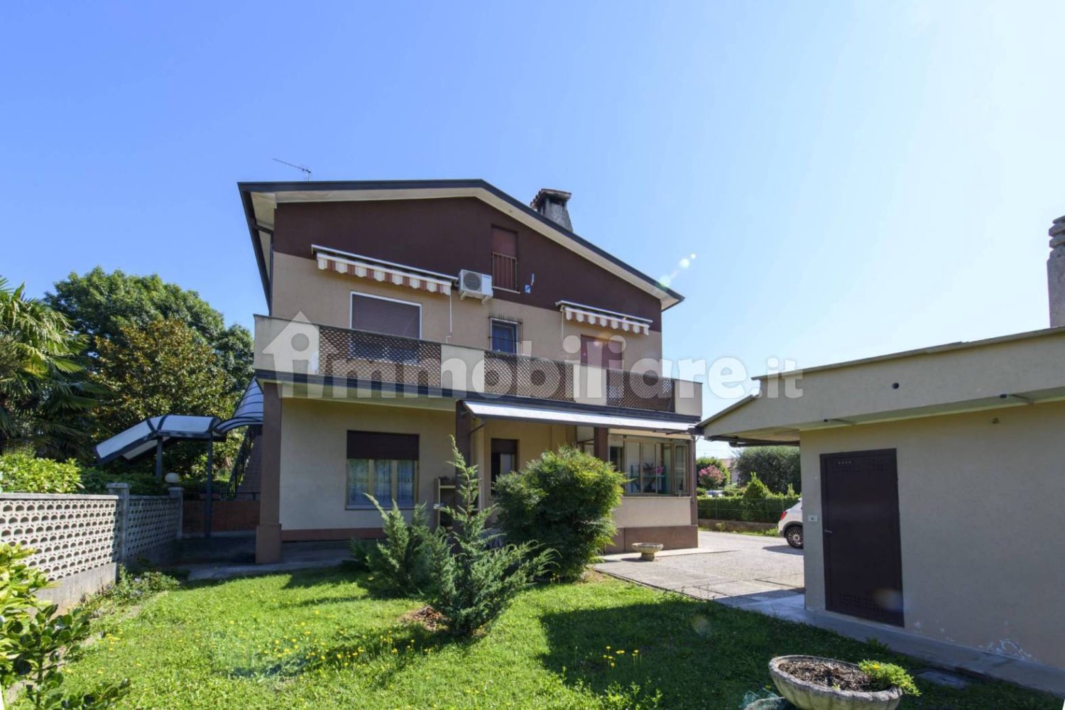 3 bedrooms Villa in Gorizia, Italy No. 295765