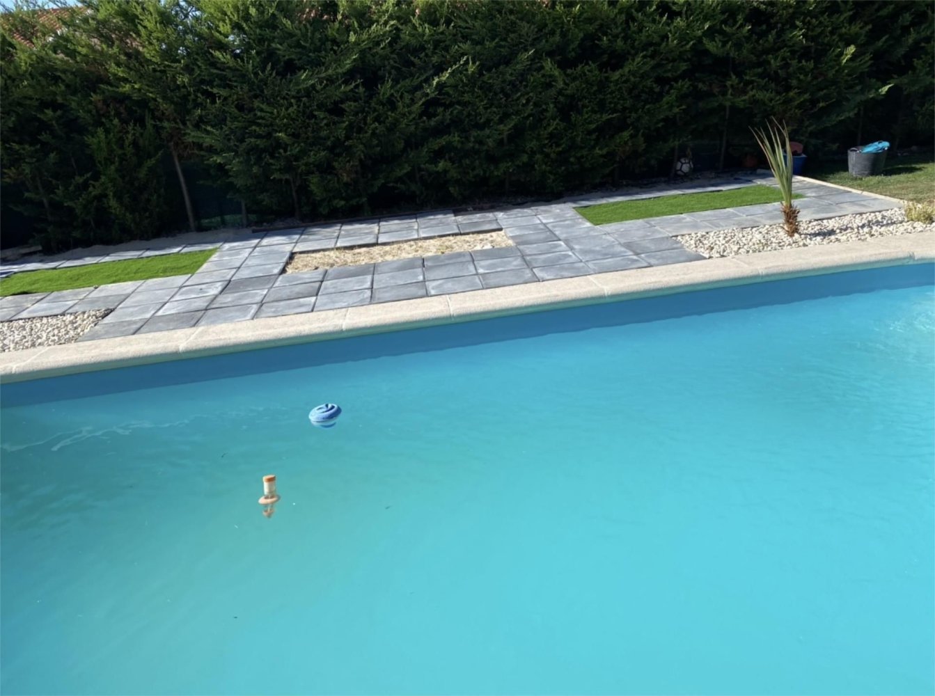 Casa de 4 dormitorios en Aldeamayor de San Martín, Spain No. 191513