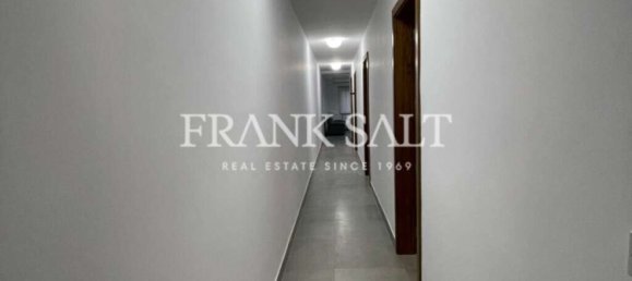 3 Schlafzimmer Wohnung in Xewkija, Malta, Nr. 6159 4