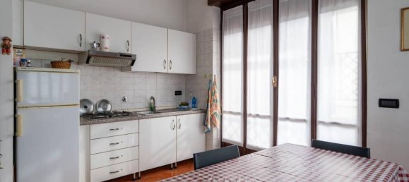 2 rooms Apartment in Collegno, Italy No. 19750 6