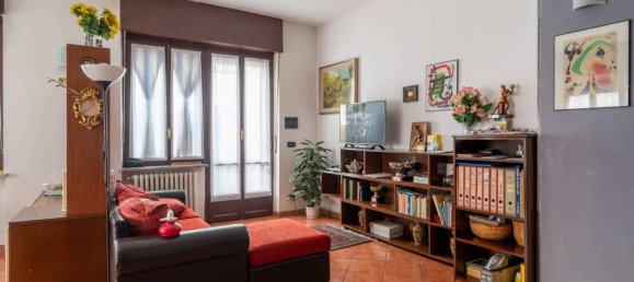 2 rooms Apartment in Collegno, Italy No. 19750 4