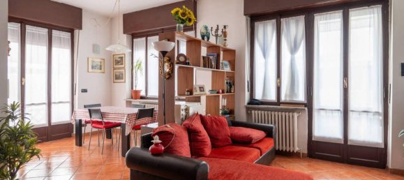 2 rooms Apartment in Collegno, Italy No. 19750 3