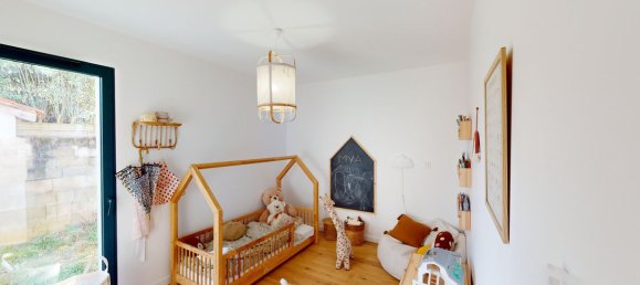 3 bedrooms House in Leognan, France No. 185907 14