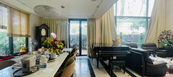 252m² Villa in District 7, Vietnam No. 7928 7