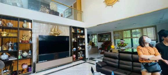 252m² Villa in District 7, Vietnam No. 7928 3