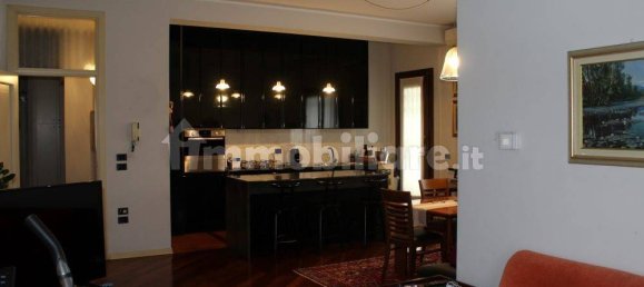 3 chambres Appartement à Brescia, Italy No. 158655 16