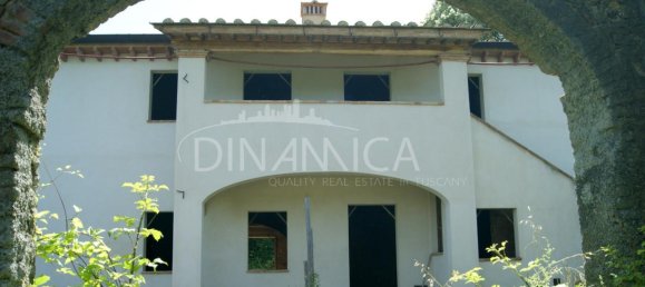 15-Zimmer Haus in Prato, Italy, Nr. 233173 74