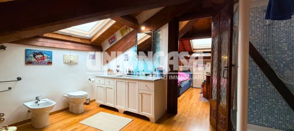 6 rooms Villa in Turate, Italy No. 120895 40